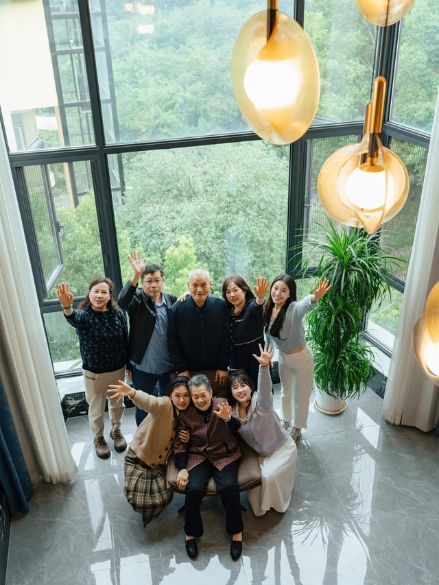 3 c&aacute;ch hiếu thảo phản t&aacute;c dụng: Con c&aacute;i c&agrave;ng x&ocirc;ng x&aacute;o, người cao tuổi c&agrave;ng ngột ngạt- Ảnh 1.