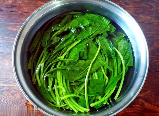 3 loại rau ăn nhiều “hại thận”, ngon bổ mấy cũng đừng tham ăn- Ảnh 1.