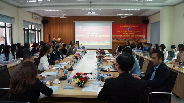 Triết học giáo dục – Nhân văn, khai phóng và sáng tạo- Ảnh 1.