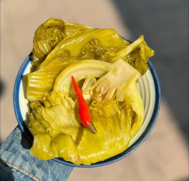 Ngày càng có nhiều người đột quỵ, bác sĩ nghẹn giọng nói có 4 thực phẩm là thủ phạm: "Ăn ít 4 món này đi thôi"- Ảnh 1.