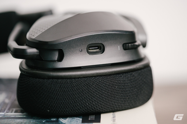 Đánh giá tai nghe gaming Corsair VOID v2 Max Wireless: Đeo thoải mái, kết nối đa năng, chất âm V-shape khỏe khoắn- Ảnh 8.