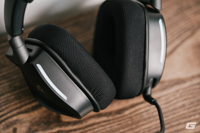 Đánh giá tai nghe gaming Corsair VOID v2 Max Wireless: Đeo thoải mái, kết nối đa năng, chất âm V-shape khỏe khoắn- Ảnh 6.