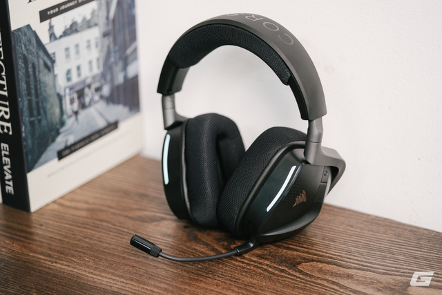 Đánh giá tai nghe gaming Corsair VOID v2 Max Wireless: Đeo thoải mái, kết nối đa năng, chất âm V-shape khỏe khoắn- Ảnh 5.