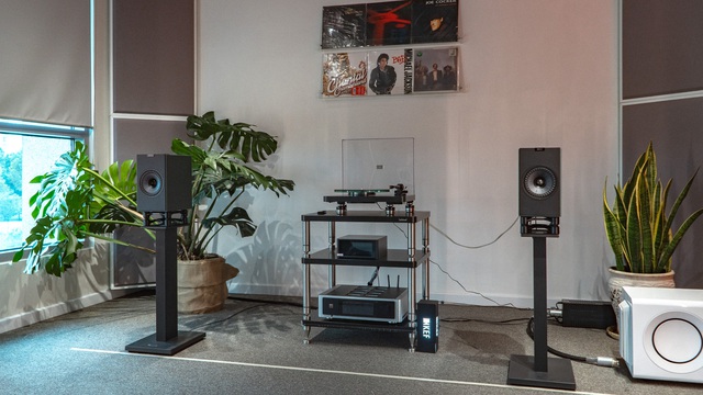 KEF đưa dòng loa Hi-Fi không dây Coda W tới Việt Nam: Thiết kế tối giản, kết nối đa năng, giá gần 25 triệu đồng- Ảnh 2.