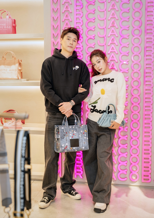 Dakota - Cristina - The Tote Bag: Bộ ba thiết kế dẫn dắt cuộc chơi chất liệu của nhà mốt Mỹ mùa cuối năm 2025- Ảnh 5.