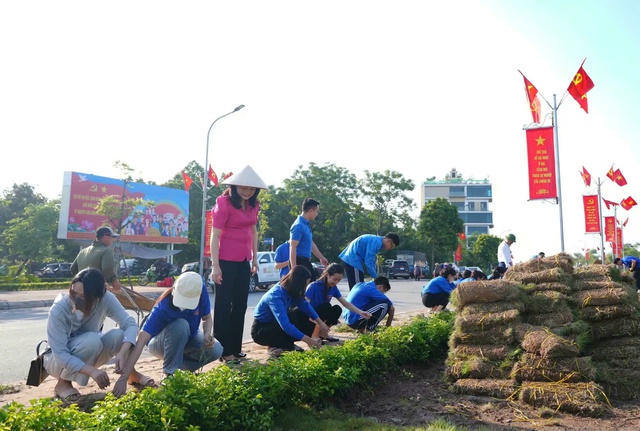 Phù Đổng bước vào kỷ  nguyên mới: Xây dựng Nông thôn mới hiện đại, số hóa và bền vững- Ảnh 2.