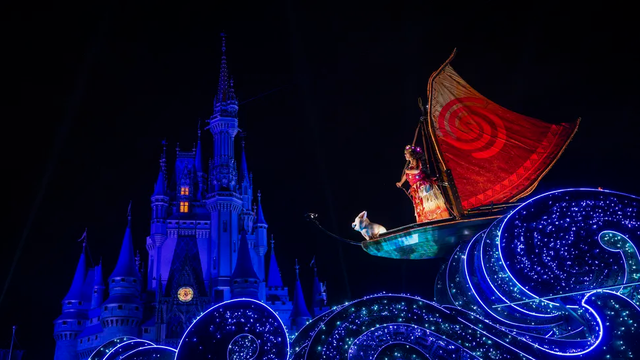 Choáng ngợp trước công nghệ điều khiển hệ thống "ánh sáng ngập trời" trong những buổi diễu hành tại Disney World- Ảnh 3.