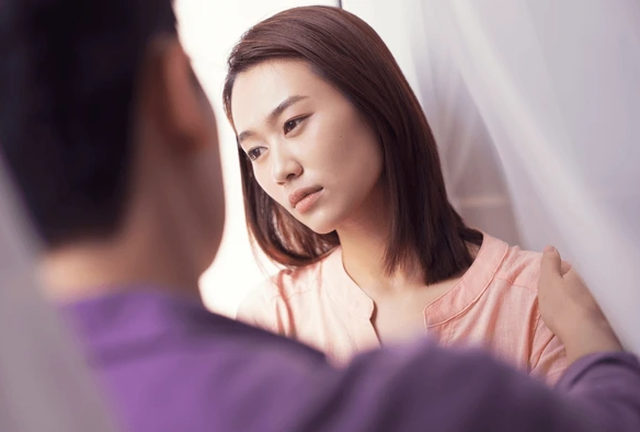 Sau cuộc nói chuyện với chồng, tôi âm thầm nộp đơn nghỉ việc và biết chắc rồi anh sẽ rất sốc khi biết chuyện tôi định làm- Ảnh 1. Sau cuộc nói chuyện với chồng, tôi âm thầm nộp đơn nghỉ việc và biết chắc rồi anh sẽ rất sốc khi biết chuyện tôi định làm- Ảnh 1.