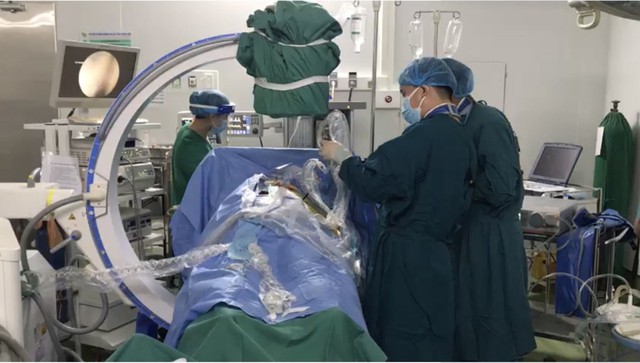 Bệnh viện Lê Văn Thịnh khai trương Hệ thống tán sỏi Laser qua nội soi: Bước tiến đột phá trong điều trị ngoại tiết niệu kỹ thuật cao- Ảnh 6.