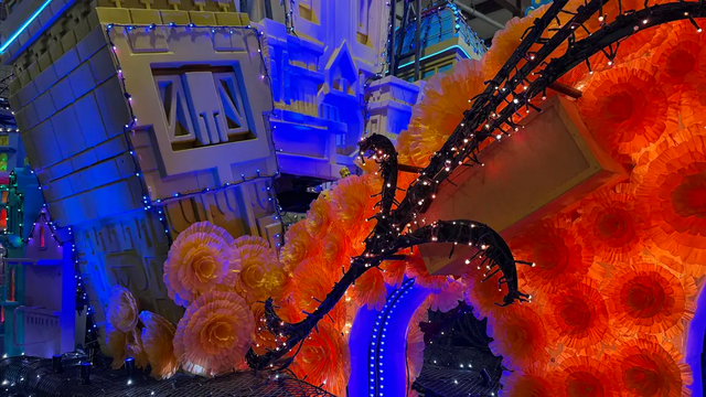 Choáng ngợp trước công nghệ điều khiển hệ thống "ánh sáng ngập trời" trong những buổi diễu hành tại Disney World- Ảnh 7.