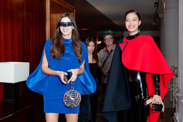 Á hậu Phương Anh, quán quân Vietnam's Next Top Model Lại Mai Hoa đổ bộ thảm đỏ họp báo công bố chuỗi sự kiện thời trang An Phước - Pierre Cardin 2025- Ảnh 9.