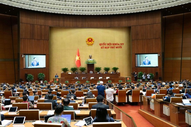 “Gen” Diên Hồng - mã di truyền của Quốc hội Việt Nam
- Ảnh 2. “Gen” Diên Hồng - mã di truyền của Quốc hội Việt Nam
- Ảnh 2.