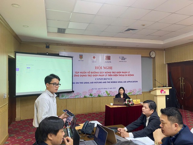 Hội nghị tập huấn về đường dây nóng trợ giúp pháp lý và ứng dụng trợ giúp pháp lý trên điện thoại di động- Ảnh 4.