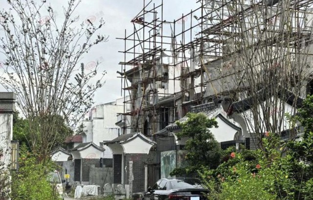 Biệt thự bi thảm nhất Quảng Châu (Trung Quốc)- Ảnh 1. Biệt thự bi thảm nhất Quảng Châu (Trung Quốc)- Ảnh 1.