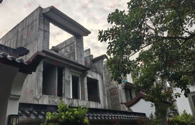 Biệt thự bi thảm nhất Quảng Châu (Trung Quốc)- Ảnh 2. Biệt thự bi thảm nhất Quảng Châu (Trung Quốc)- Ảnh 2.