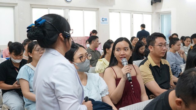 Cuối tuần học hỏi – Gắn kết yêu thương cùng lớp học tiền sản tại Bệnh viện Phụ sản MêKông- Ảnh 2. Cuối tuần học hỏi – Gắn kết yêu thương cùng lớp học tiền sản tại Bệnh viện Phụ sản MêKông- Ảnh 2.