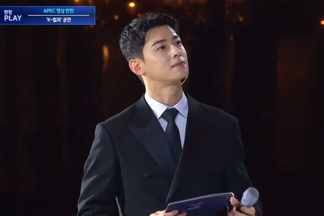 Mỹ nam đẹp đến mức là "ngoại lệ của Bộ Quốc phòng" cúi mình trước 1 người- Ảnh 6.