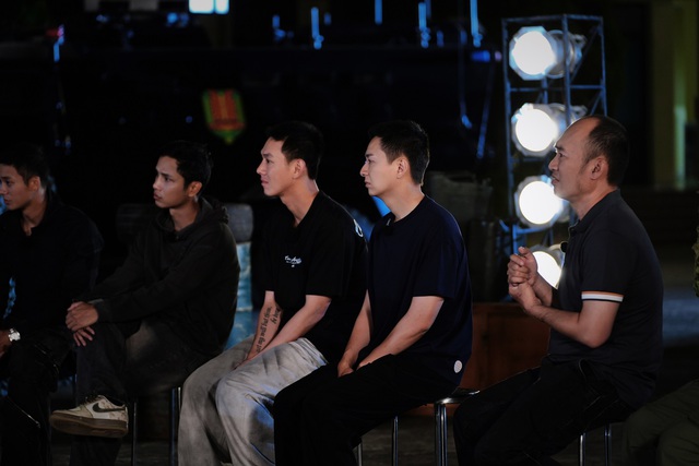 Tiến Luật "lỗ nặng" khi tham gia "Chiến sĩ quả cảm", tiết lộ mối quan hệ với MONO- Ảnh 1.