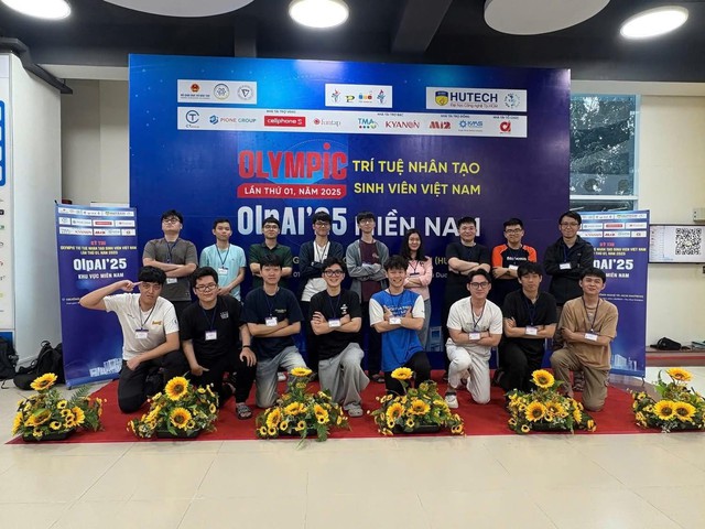 Sinh viên Khoa Công nghệ Thông tin đạt thành tích xuất sắc tại Kỳ thi Olympic Trí tuệ Nhân tạo Sinh viên Việt Nam 2025 (OlpAI’25)- Ảnh 2. Sinh viên Khoa Công nghệ Thông tin đạt thành tích xuất sắc tại Kỳ thi Olympic Trí tuệ Nhân tạo Sinh viên Việt Nam 2025 (OlpAI’25)- Ảnh 2.
