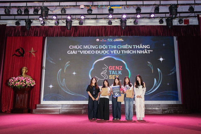 Giải thưởng xứng đáng dành cho đội thi ANT khi được khán giả công nhận. Giải thưởng xứng đáng dành cho đội thi ANT khi được khán giả công nhận.