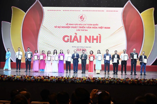 LỄ TRAO GIẢI BÁO CHÍ TOÀN QUỐC “VÌ SỰ NGHIỆP PHÁT TRIỂN VĂN HÓA VIỆT NAM” LẦN THỨ III - NĂM 2025- Ảnh 4. LỄ TRAO GIẢI BÁO CHÍ TOÀN QUỐC “VÌ SỰ NGHIỆP PHÁT TRIỂN VĂN HÓA VIỆT NAM” LẦN THỨ III - NĂM 2025- Ảnh 4.