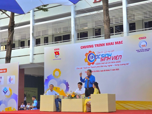 Talkshow định hướng nghề nghiệp.