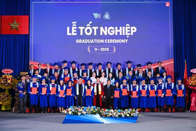 Học tập suốt đời phụ thuộc vào ý chí, không nằm ở con số trên giấy khai sinh: Ngọn lửa tri thức không bao giờ tắt- Ảnh 3.
