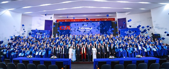 Học tập suốt đời phụ thuộc vào ý chí, không nằm ở con số trên giấy khai sinh: Ngọn lửa tri thức không bao giờ tắt- Ảnh 4.