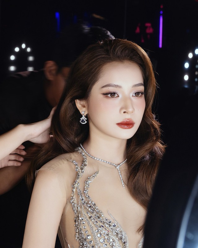 Hot girl Việt duy nhất qua Trung Quốc bán phở, ở Việt Nam có penthouse hơn 100 tỷ, yêu ai vẫn là 1 ẩn số- Ảnh 9. Hot girl Việt duy nhất qua Trung Quốc bán phở, ở Việt Nam có penthouse hơn 100 tỷ, yêu ai vẫn là 1 ẩn số- Ảnh 9.