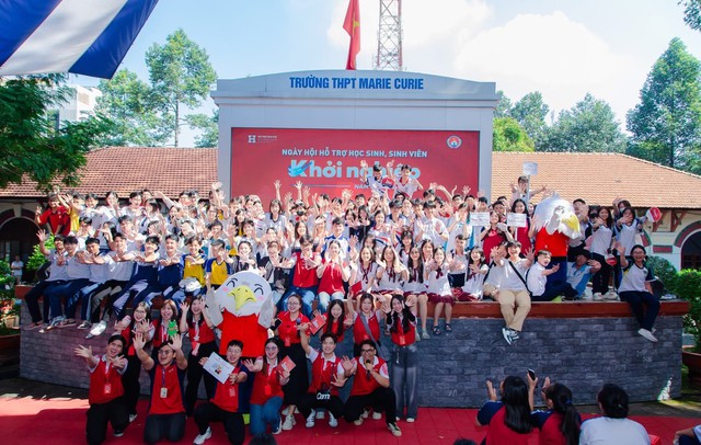 12.000 học sinh THPT hội tụ tại Ngày hội khởi nghiệp – lan tỏa tinh thần sáng tạo trẻ- Ảnh 3.