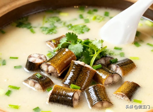 Kh&ocirc;ng phải thịt b&ograve; hay thịt lợn, đ&acirc;y l&agrave; 3 loại thịt tốt nhất cho tim mạch, ăn thường xuy&ecirc;n mạch m&aacute;u sạch khỏe, nhịp tim ổn định- Ảnh 4.