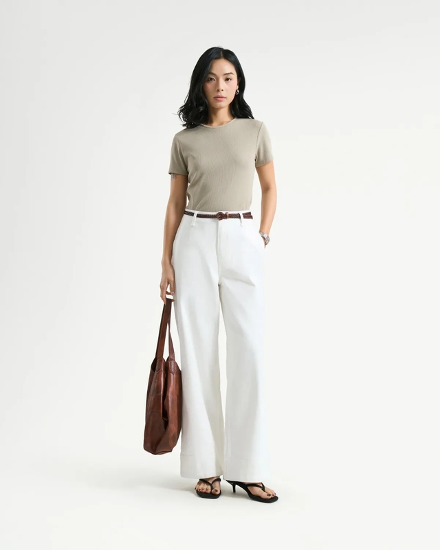 Tủ đồ mùa đông sẽ tẻ nhạt biết bao nếu thiếu chiếc quần trắng: Mặc đi làm hay đi chơi đều được khen tấm tắc- Ảnh 20.