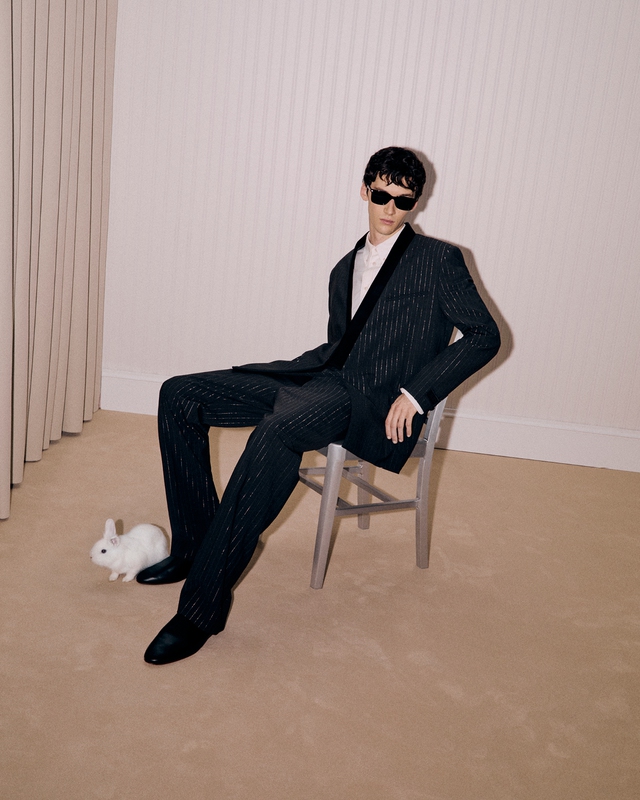 "Vườn thỏ KENZO" m&ugrave;a lễ hội: Dễ thương, dễ mặc, dễ trao tay- Ảnh 4.