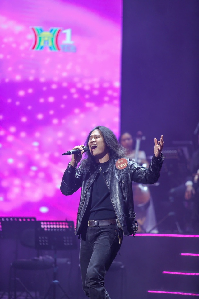 Từ quán cafe tới cuộc thi 'Tiếng hát Hà Nội 2025' của chàng trai mê Rock- Ảnh 2. Từ quán cafe tới cuộc thi 'Tiếng hát Hà Nội 2025' của chàng trai mê Rock- Ảnh 2.