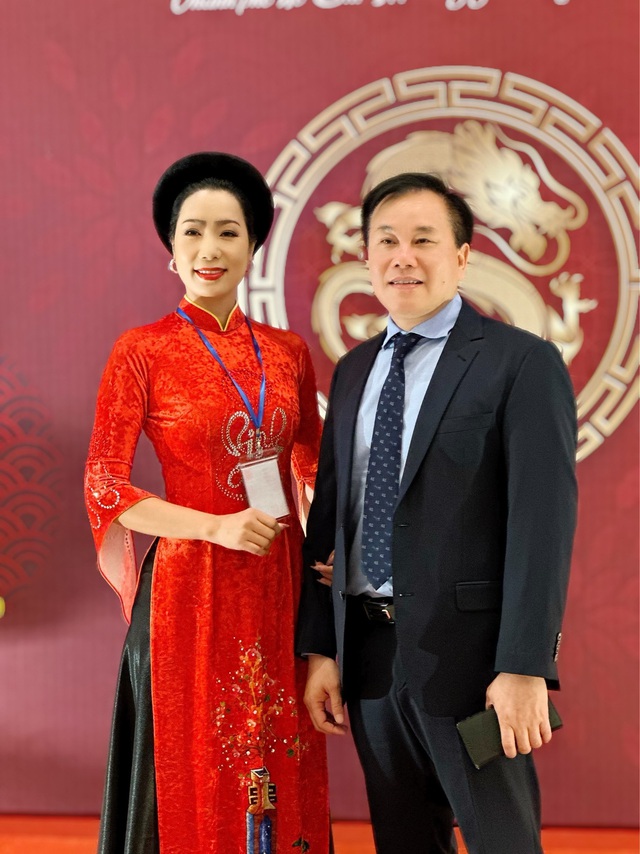 Nữ NSND làm lãnh đạo tại TP.HCM: "Tôi may mắn được đề cử vào vị trí như vậy"- Ảnh 2. Nữ NSND làm lãnh đạo tại TP.HCM: "Tôi may mắn được đề cử vào vị trí như vậy"- Ảnh 2.