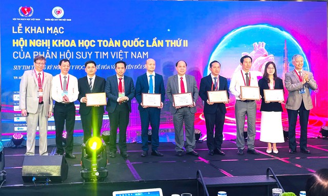 Vinh danh chất lượng chăm s&oacute;c suy tim Việt Nam tr&ecirc;n bản đồ quốc tế- Ảnh 2.