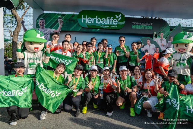 Herbalife Việt Nam đồng h&agrave;nh c&ugrave;ng giải Tiền Phong Half Marathon 2025 tại Th&agrave;nh phố Hồ Ch&iacute; Minh để khuyến kh&iacute;ch lối sống năng động, l&agrave;nh mạnh trong cộng đồng- Ảnh 1.