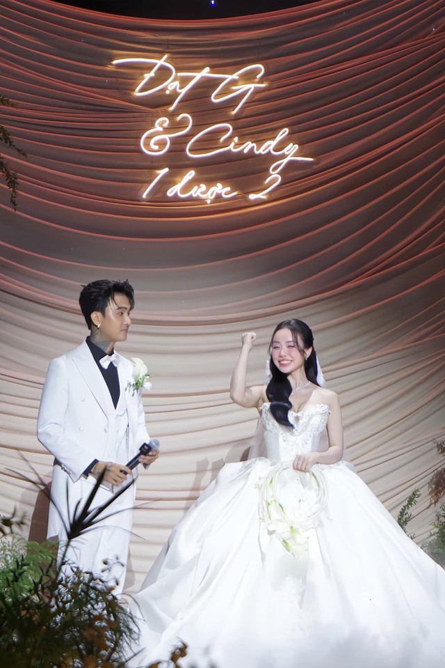 Mẹ đơn th&acirc;n 29 tuổi c&oacute; 2 con ri&ecirc;ng được nam ca sĩ y&ecirc;u say đắm, cưới l&agrave;m vợ, hết mực y&ecirc;u chiều- Ảnh 3.