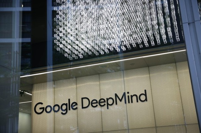 Google DeepMind công bố phòng thí nghiệm đặc biệt: AI cộng tác với robot để nghiên cứu siêu dẫn và bán dẫn- Ảnh 2. Google DeepMind công bố phòng thí nghiệm đặc biệt: AI cộng tác với robot để nghiên cứu siêu dẫn và bán dẫn- Ảnh 2.