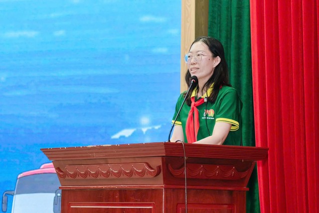 Lễ tổng kết h&agrave;nh tr&igrave;nh &ldquo;Em y&ecirc;u Tổ quốc Việt Nam&rdquo; năm 2025 v&agrave; chương tr&igrave;nh &ldquo;Thắp s&aacute;ng ước mơ thiếu nhi Việt Nam&rdquo; &ndash;  Giao lưu với thiếu nhi x&atilde; Đất Đỏ- Ảnh 1.