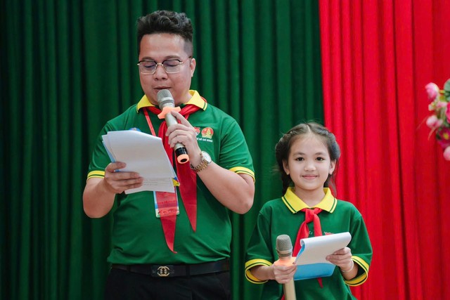 Lễ tổng kết h&agrave;nh tr&igrave;nh &ldquo;Em y&ecirc;u Tổ quốc Việt Nam&rdquo; năm 2025 v&agrave; chương tr&igrave;nh &ldquo;Thắp s&aacute;ng ước mơ thiếu nhi Việt Nam&rdquo; &ndash;  Giao lưu với thiếu nhi x&atilde; Đất Đỏ- Ảnh 2.