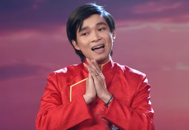 Nam nghệ sĩ Sơn Tùng nói lí do đổi tên sang nữ và cái ơn với một nữ NSND là tiến sĩ- Ảnh 2. Nam nghệ sĩ Sơn Tùng nói lí do đổi tên sang nữ và cái ơn với một nữ NSND là tiến sĩ- Ảnh 2.