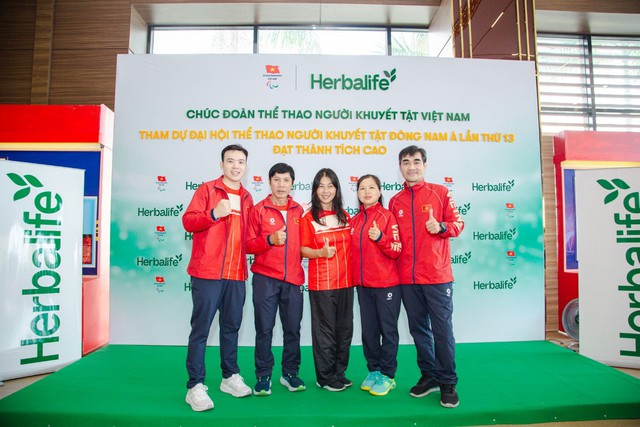 Herbalife Việt Nam đồng h&agrave;nh c&ugrave;ng Ủy Ban Paralympic Việt Nam tổ chức Lễ Xuất Qu&acirc;n của Đo&agrave;n Thể Thao Người Khuyết Tật Việt Nam tham dự ASEAN Para Games lần thứ 13 tại Th&aacute;i Lan- Ảnh 2.