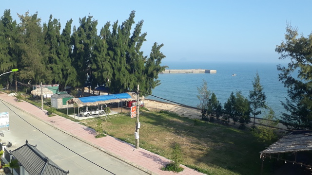 Ngỡ ngàng sắc biển, tình người trên đảo Cái Chiên- Ảnh 3. Ngỡ ngàng sắc biển, tình người trên đảo Cái Chiên- Ảnh 3.