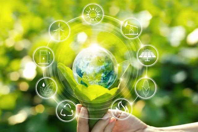 Việc chuyển đổi sang sử dụng năng lượng xanh mang lại nhiều lợi &iacute;ch thiết thực cho m&ocirc;i trường, cho sức khỏe cộng đồng v&agrave; sự ph&aacute;t triển bền vững của quốc gia.