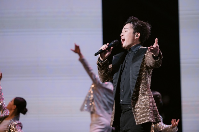 T&ugrave;ng Dương: "T&ocirc;i g&aacute;c lại những g&igrave; thuộc về c&aacute; nh&acirc;n để thăng hoa với mọi người d&acirc;n Việt Nam"- Ảnh 1.