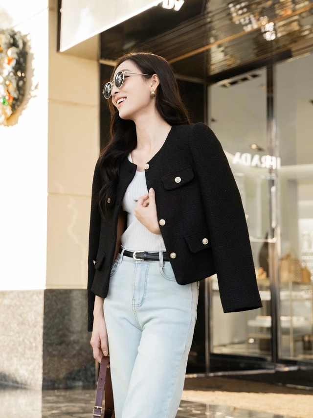 H&oacute;a ra level sang chảnh gấp 10 lần của &aacute;o kho&aacute;c đen kh&ocirc;ng nằm ở gi&aacute; tiền, m&agrave; giấu k&iacute;n trong 2 từ kh&oacute;a n&agrave;y!- Ảnh 14.