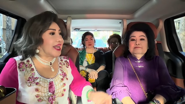 Nữ nghệ sĩ nổi danh miền Nam từ Mỹ về, nghẹn ng&agrave;o su&yacute;t kh&oacute;c, n&oacute;i một điều- Ảnh 1.