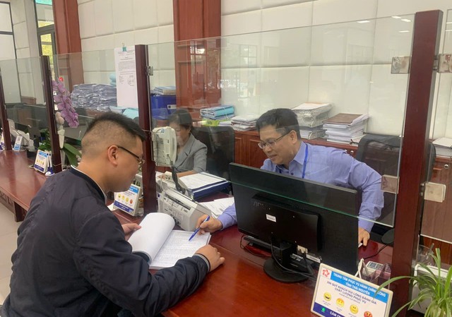 Trong thời gian 24 giờ kể từ khi tiếp nhận hồ sơ hợp lệ, các cơ quan xử lý, hoàn thành TTHC hoặc công việc, nhiệm vụ không phải TTHC theo cơ chế “Luồng xanh 24 giờ” (ảnh minh họa).