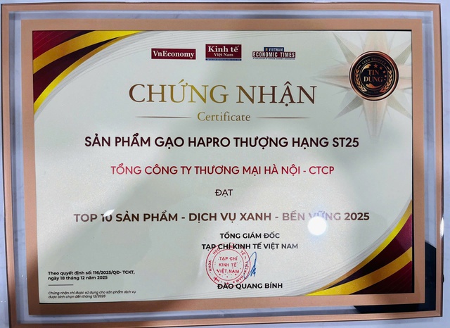Gạo Hapro thượng hạng ST25 được vinh danh 
Top 10 sản phẩm &ndash; Dịch vụ xanh &ndash; Bền vững 2025
 &ldquo;Chương tr&igrave;nh tin d&ugrave;ng Việt Nam 2025&rdquo;
- Ảnh 3.